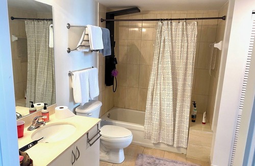 Edgewater Condo | Cozy 1-bedroom condo in downtown Miami with WiFi, fitness room, Double views