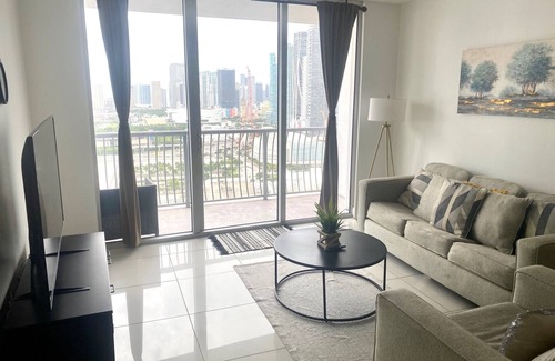 Edgewater Condo | Cozy 1-bedroom condo in downtown Miami with WiFi, fitness room, Double views