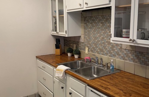 Whitebridge Condo | Cozy 1-bedroom condo with AC/Heat, WiFi in welcoming Nashville