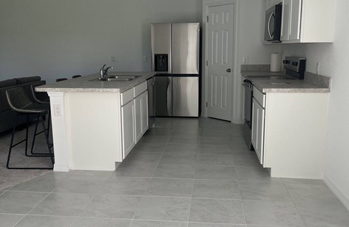 Harris House | Cozy 1-bedroom house in charming Lehigh Acres with WiFi, AC