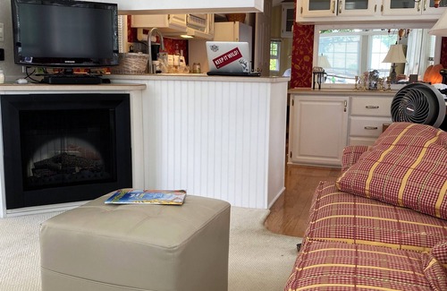 Alanson House | Cozy 1-bedroom mobile home in great community with AC, WiFi in charming Alanson