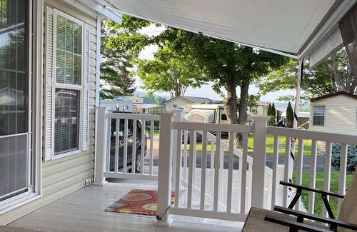 Alanson House | Cozy 1-bedroom mobile home in great community with AC, WiFi in charming Alanson