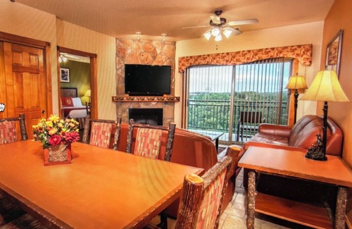 Branson Resort | Cozy 1-bedroom resort with fitness room and AC in fantastic Branson