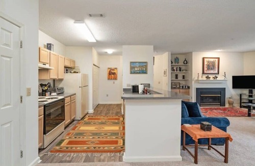 Wendover - Sedgewood Apartment | Cozy 1-BR apartment with a seasonal pool!
