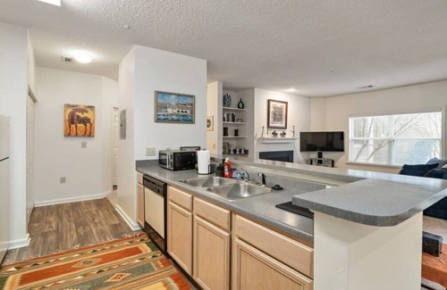 Wendover - Sedgewood Apartment | Cozy 1-BR apartment with a seasonal pool!