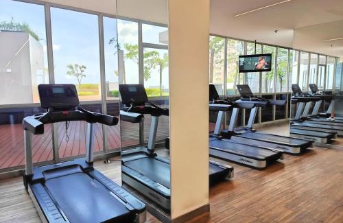 Pantai Indah Kapuk Apartment | Cozy 1BR Gold Coast PIK with Pool, Gym, Netflix by 2ndHome