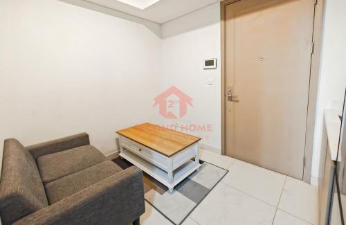 Pantai Indah Kapuk Apartment | Cozy 1BR Gold Coast PIK with Pool, Gym, Netflix by 2ndHome