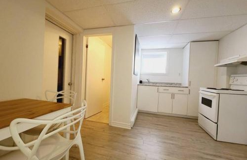 Longueuil Apartment | Cozy 1BR in Vieux-Longueuil +parking 14min Downtown