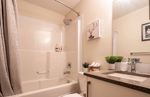 Kincora Condo | Cozy 2 bedroom 2 bathroom condo in NW Calgary