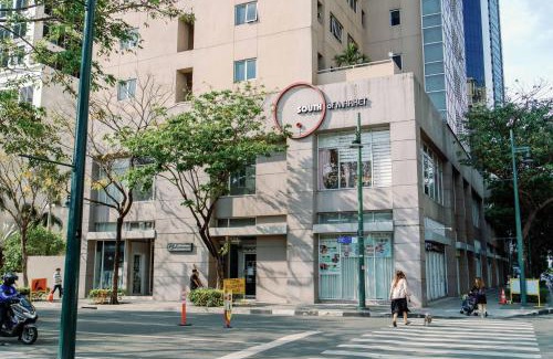 Bonifacio Global City Apartment | Cozy 2-Bedroom at South of Market SOMA BGC near SM Aura, Market! Market! & Bonifacio High Street