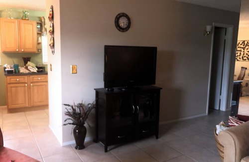 Florida Ridge Condo | Cozy 2-bedroom condo in enchanting Vero Beach