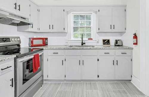 Gaffney House | Cozy 2 bedroom home near downtown Gaffney.