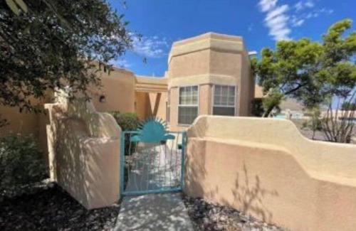 Picacho Hills House | Cozy 2 bedroom home in the heart of Picacho Hill