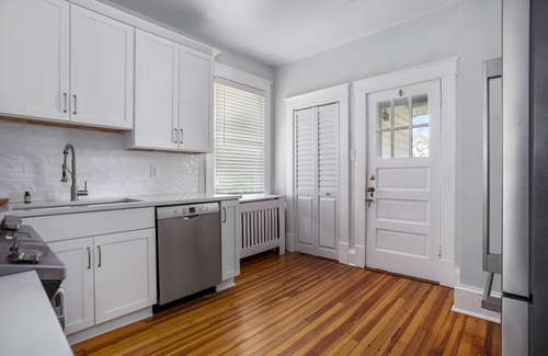 Norfolk House | Cozy 2 Bedroom Oasis in Norfolk's Best Neighborhood
