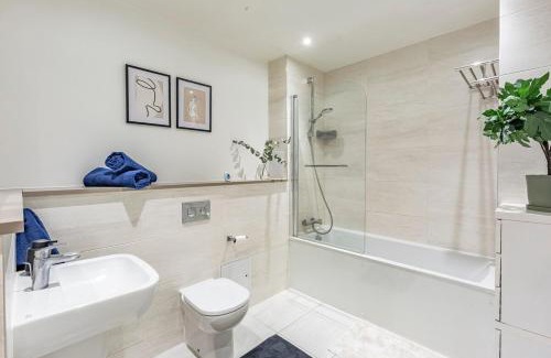 Bromley South Apartment | Cozy 2 Bedrooms, Devons Rd DLR