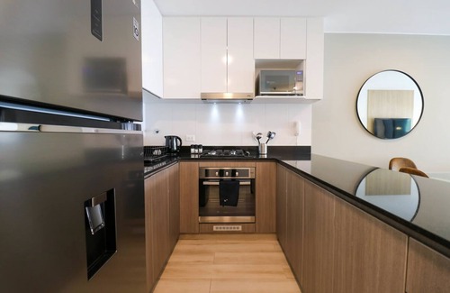 Petit Jean Ocharan Apartment | Cozy 2BR With Balcony in the Heart of Miraflores