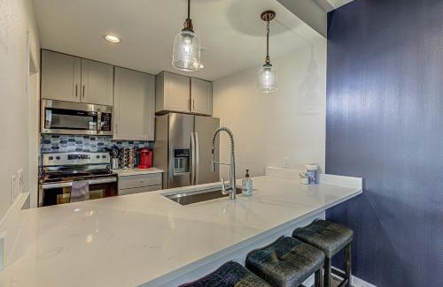Horseshoe Bay House | Cozy 3 bdr family Condo in Horseshoe Bay Near Marina