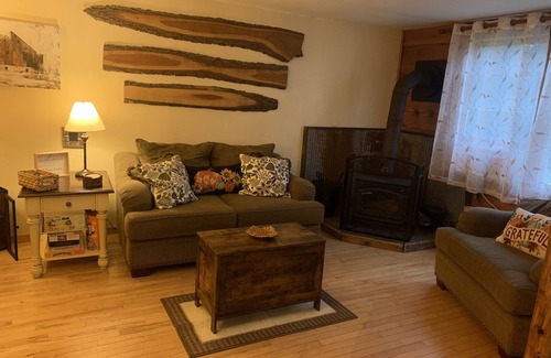 Hyde Park Other | Cozy 3 bedroom 2 bath home close to hiking, biking, and Stowe!