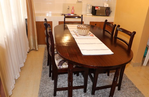 Ruiru House | Cozy 3-bedroom bungalow in Kahawa Sukari, 5 Minutes from Thika Road Superhighway