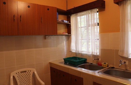 Ruiru House | Cozy 3-bedroom bungalow in Kahawa Sukari, 5 Minutes from Thika Road Superhighway
