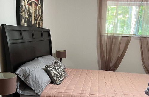 Tiny Cottage | Cozy 3 bedroom Cottage for rent in Tiny