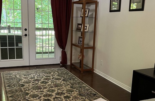 Tiny Cottage | Cozy 3 bedroom Cottage for rent in Tiny