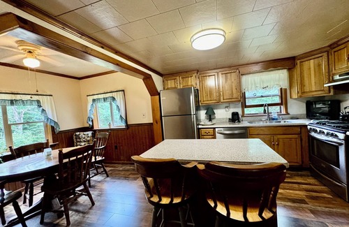 Indian Lake House | Cozy 3-bedroom house with AC/WIFI, nestled in the heart of the Adirondacks.