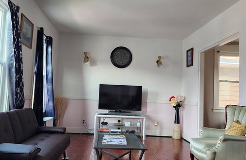 Buffalo Apartment | Cozy 3-bedroom house in charming Buffalo with WiFi, AC