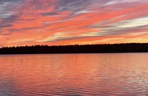 Kalkaska Cottage | Cozy 3-Bedroom Manistee Lakefront Cottage