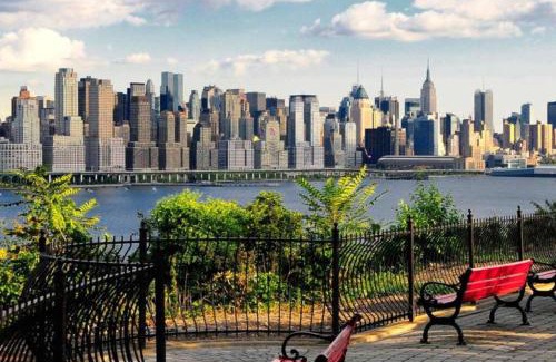 North Bergen Apartment | Cozy 3 BR suite, 15 min to NYC &Times Sq