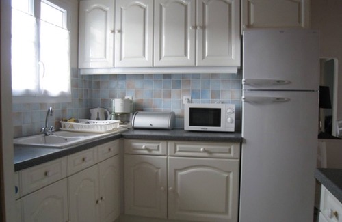 L'Epine House | Cozy 3-Room House, Garden, 300m from Beach, 6 Sleeps, L'Épine