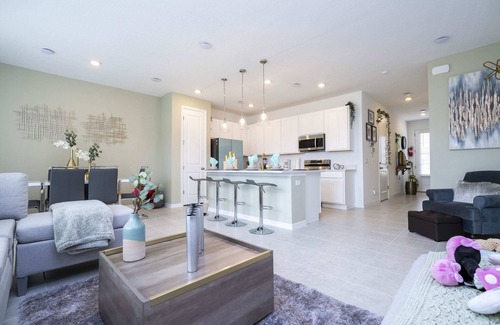 Davenport House | Cozy 3Bd Close to Disney at Enclaves 983