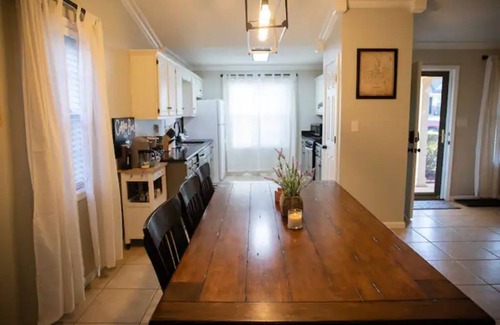 Tupelo House | Cozy 3BR near everything in Tupelo! King bed!