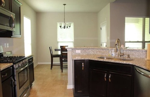 Highlands - Perkins House | Cozy 3BR2BTH Near LSU|MedDist|Casino|Downtown