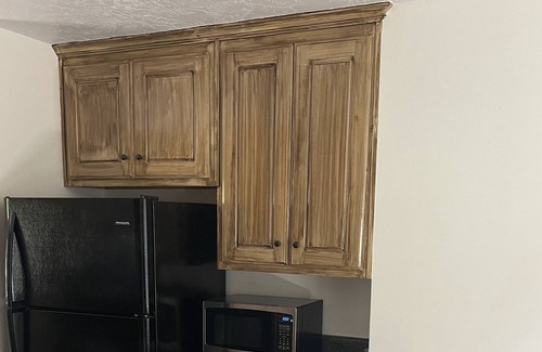 North Augusta House | Cozy 4 bedroom home with spiral staircase centrally located in North Augusta.