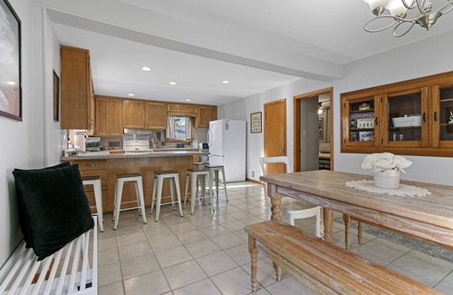De Pere House | Cozy 4-bedroom house in peaceful De Pere