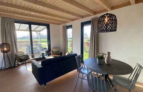 De Veenhoop Ski Chalet | Cozy 4 person chalet in the Frisian nature