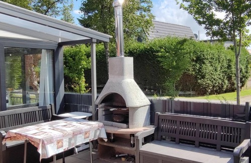 Bedekaspel House | Cozy 4-star vacation home with jetty, on the "Great Sea"