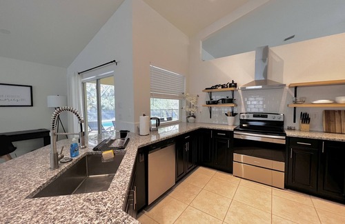 Port Saint Lucie Villa | Cozy 4BR Home w/Solar heated Pool, BBQ, & Bonfire
