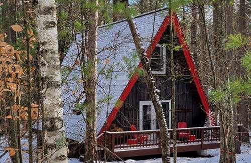 Jay Cabin | Cozy A-Frame Minutes to Whiteface