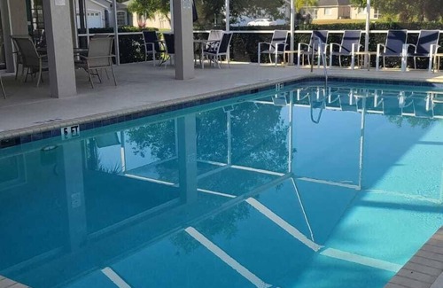 North Port House | Cozy and Beautiful 3 bed. Villa, quiet neighborhood, near Golf Course & beaches.