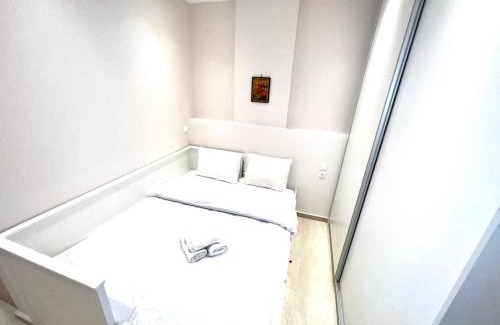 Thessaloniki City Centre Apartment | Cozy and Central Apartment by thesbnb