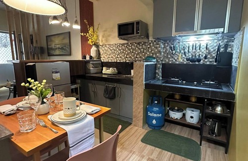Angeles City House | Cozy and Charming 2-bedroom townhouse located near Clark and Malls free parking