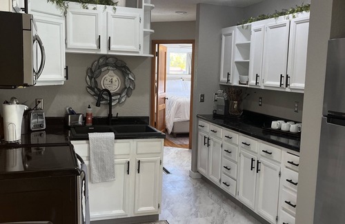 Wagner House | Cozy and clean Wagner getaway!