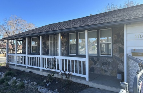 Northeast Reno House | Cozy and Pet Friendly "Movie House" in Reno with RV parking