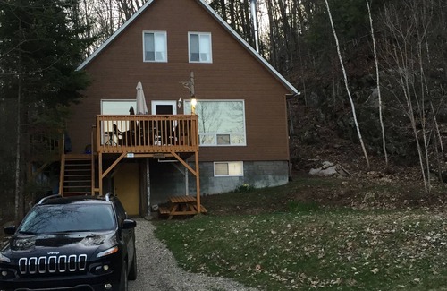Papineau Regional County Municipality Cottage | Cozy and secluded cottage on a private road. 7 minutes from all amenities.