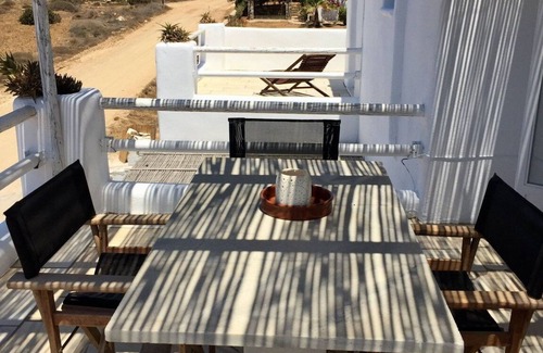 Antiparos Villa | Cozy Antiparos Apartment | 1 Bedroom | Apartment Seabreeze | Stunning Sea &.