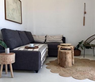 Antiparos Apartment | Cozy Antiparos Apartment 1 Bedroom Apartment Seabreeze Stunning Sea & Garden Views Agios Georgios