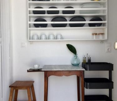 Antiparos Apartment | Cozy Antiparos Apartment 1 Bedroom Apartment Seabreeze Stunning Sea & Garden Views Agios Georgios