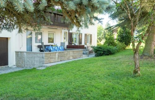 Villingen-Schwenningen Apartment | Cozy Apartment in Schwenningen with Garden